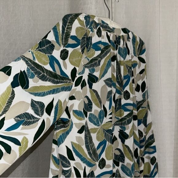 BR XL Beautiful White Green Cream Tropical Leaf Print Long Sleeve Blouse - Picture 13 of 16
